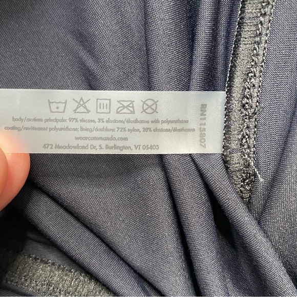 Commando Black Faux Leather Five-Pocket Pants Size Medium - Picture 13 of 13